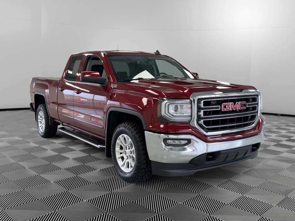 2016 GMC Sierra 1500 SLE's photo