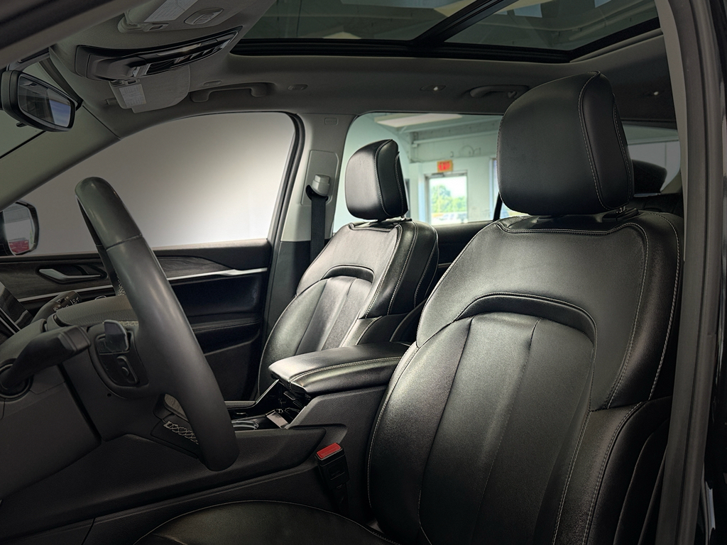 Used 2023 Jeep Grand Cherokee L SUV