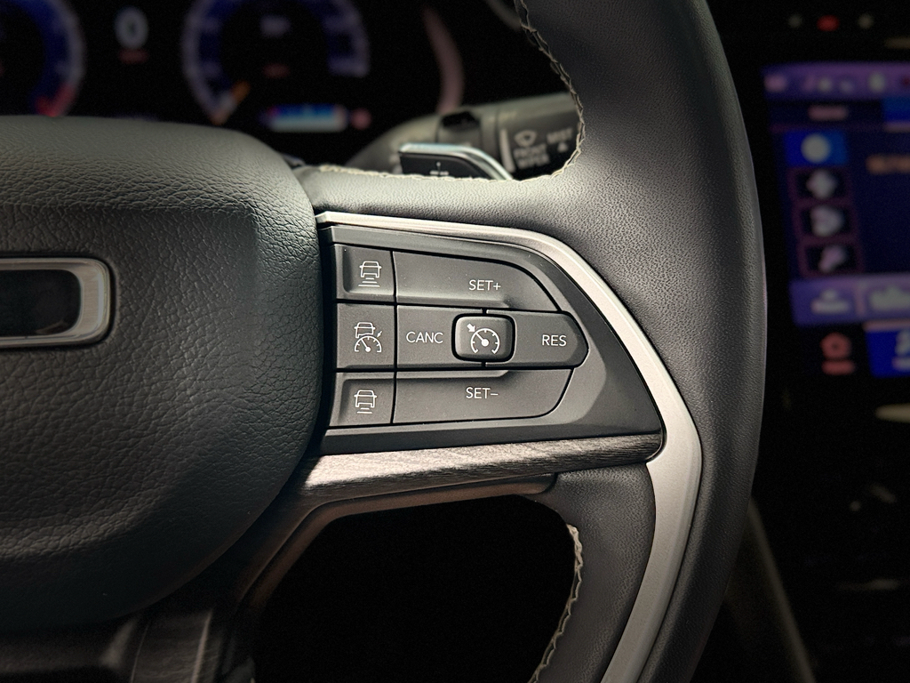 Used 2023 Jeep Grand Cherokee L SUV