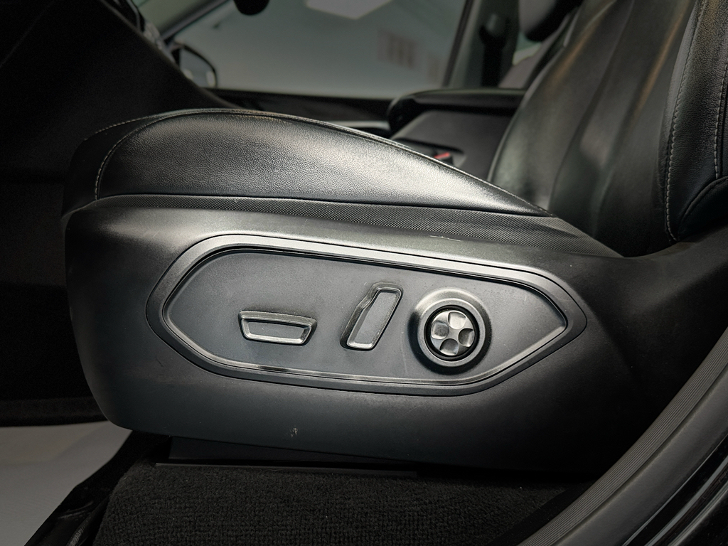Used 2023 Jeep Grand Cherokee L SUV