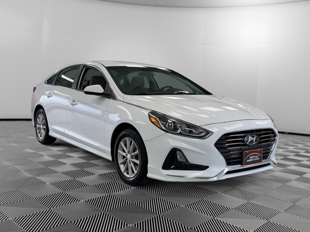 2019 Hyundai Sonata SE's photo