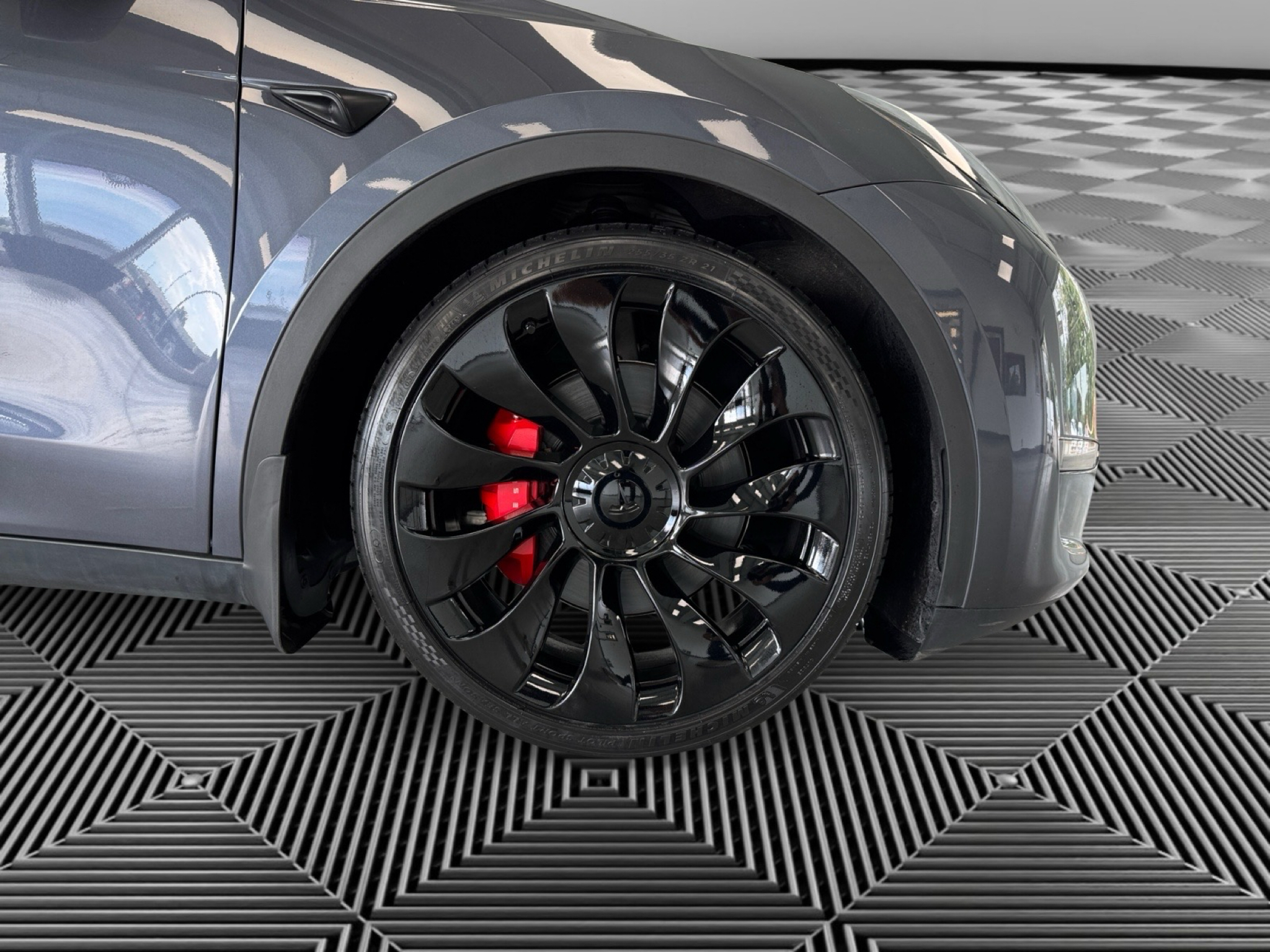 2023 Tesla Model Y Performance - Photo 10