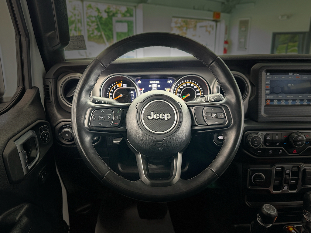 Used 2022 Jeep Wrangler SUV