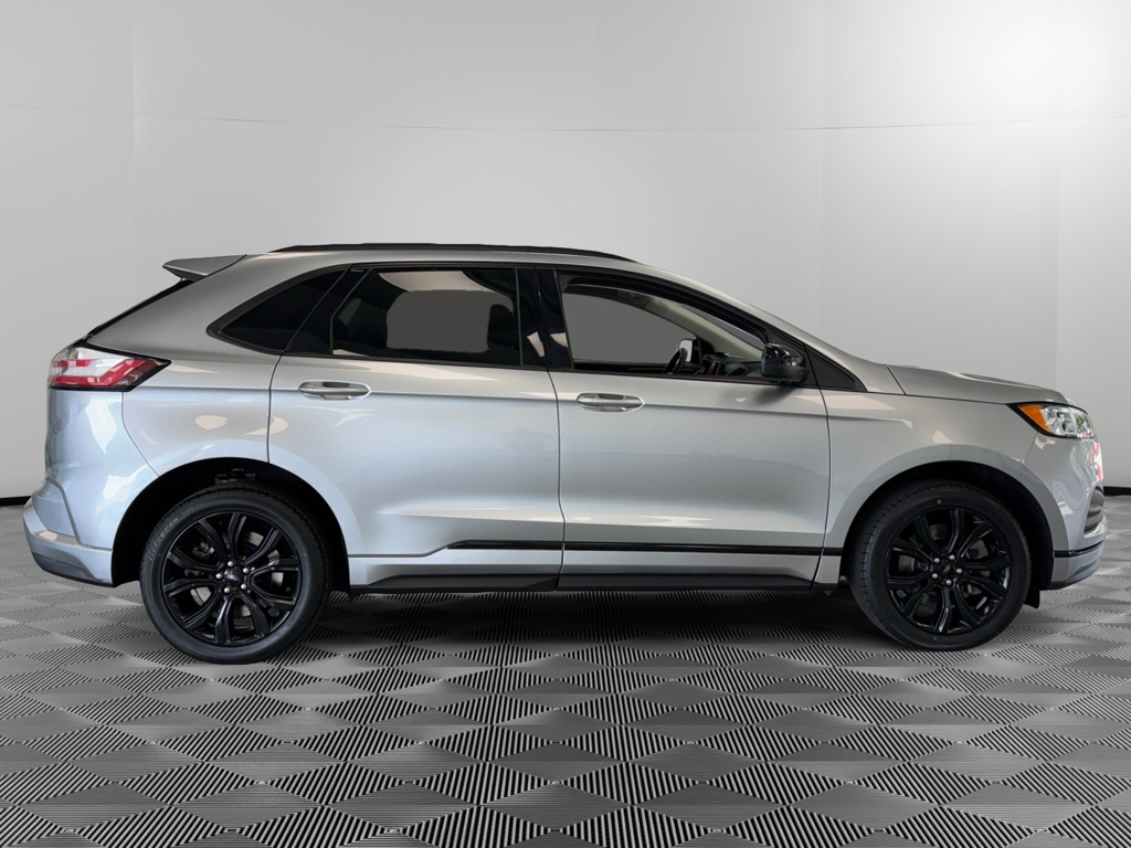 Used 2022 Ford Edge SUV