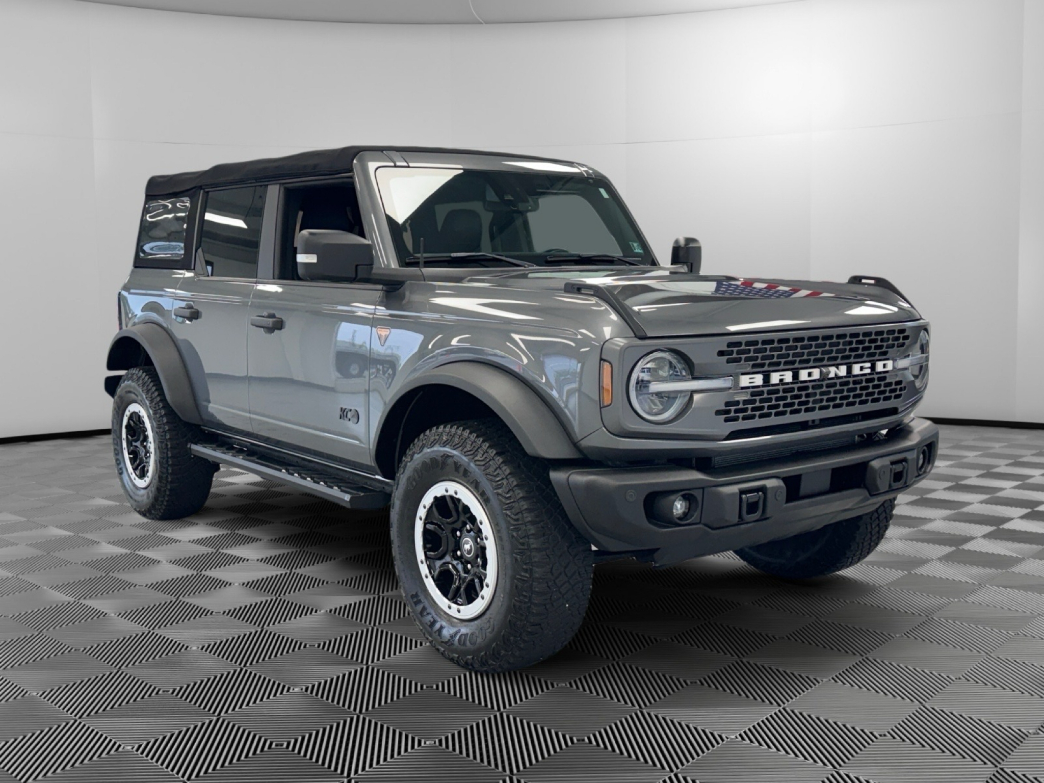 2022 Ford Bronco 4-Door Badlands