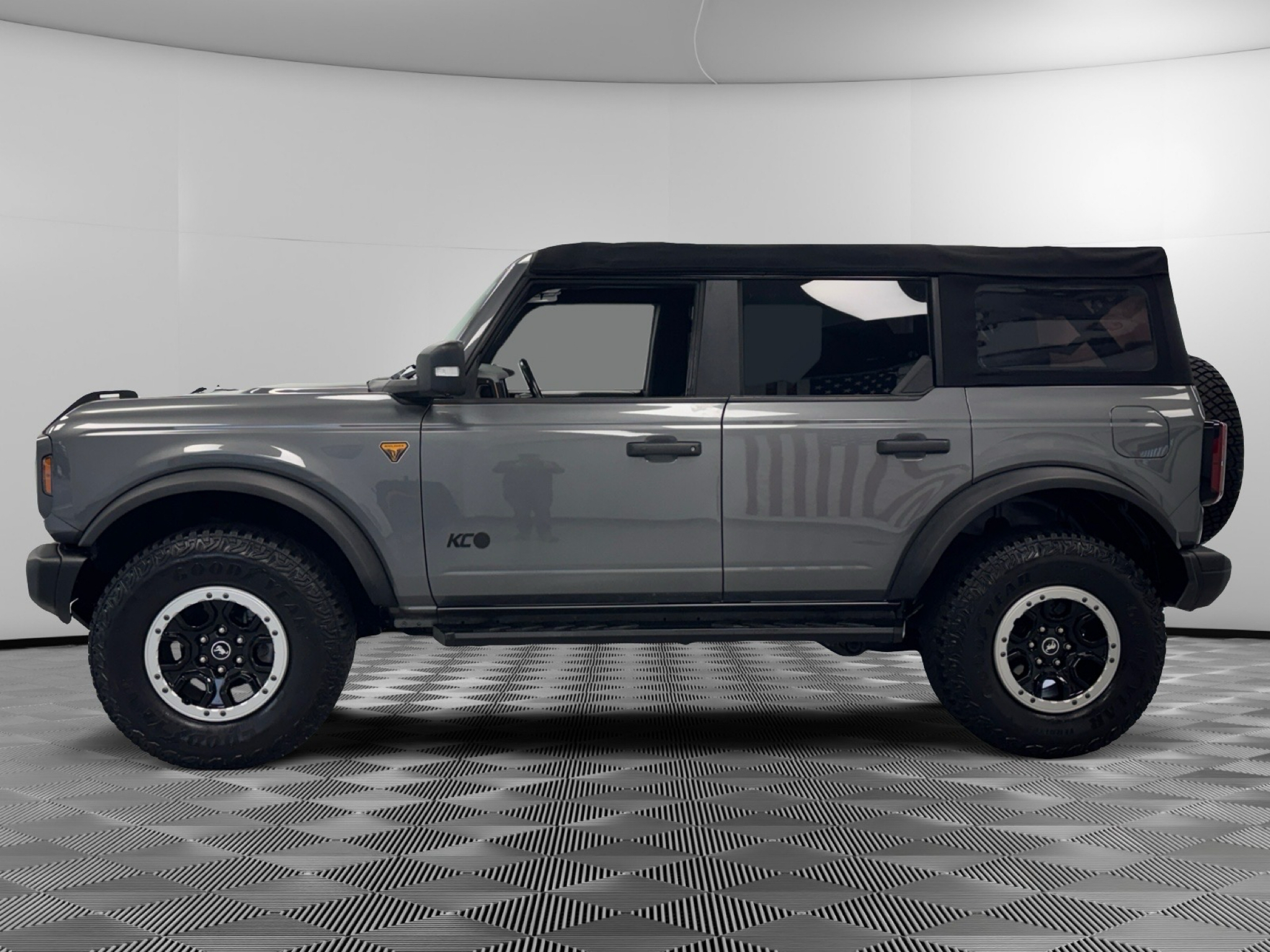 Used 2022 Ford Bronco Advanced SUV