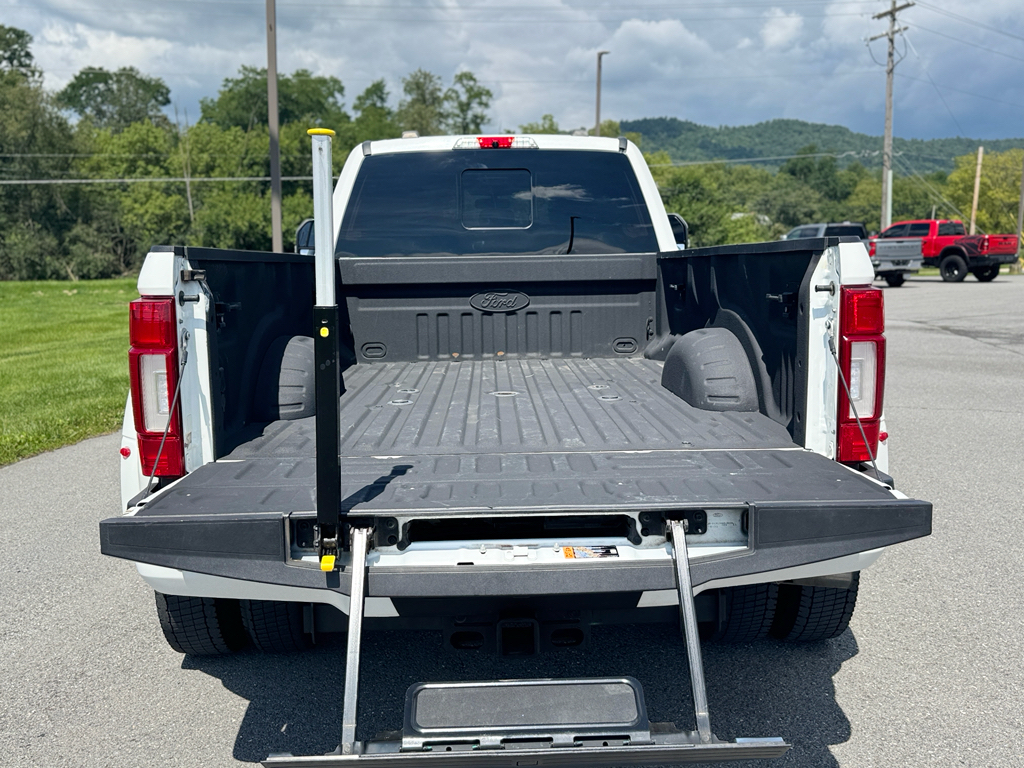 Used 2021 Ford F-450 Truck