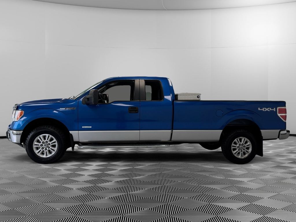 2012 Ford F-150 XLT photo 4