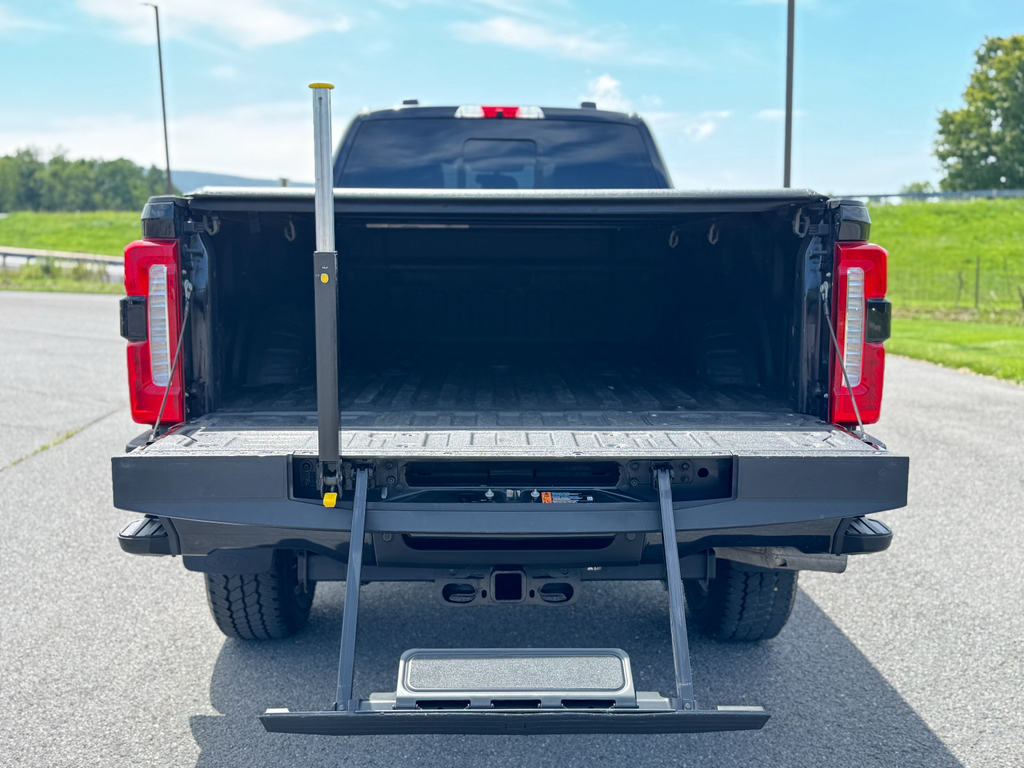 Used 2024 Ford F-250 Super Duty Truck