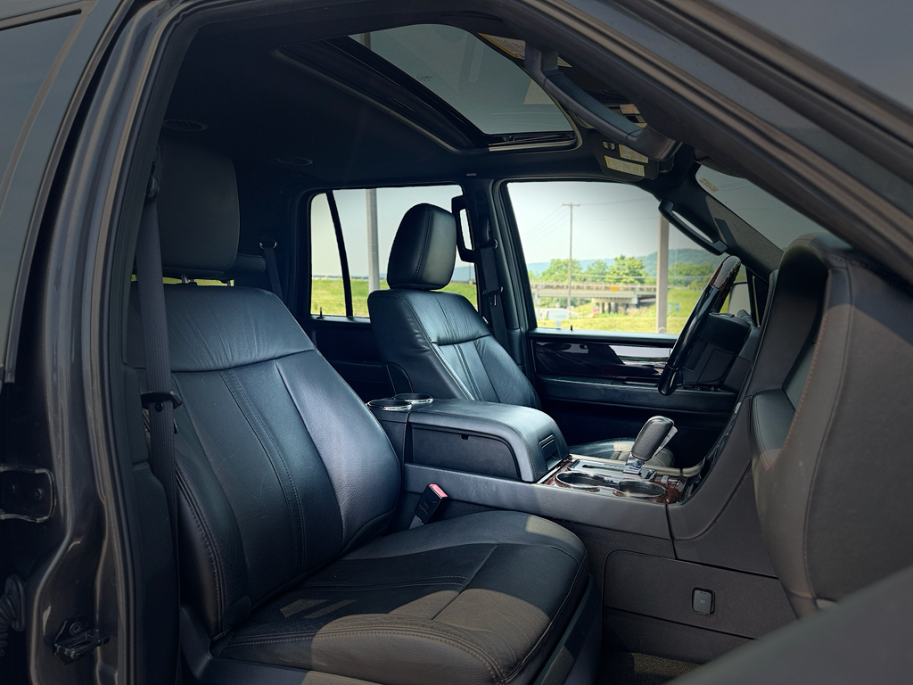 Used 2016 Lincoln Navigator SUV
