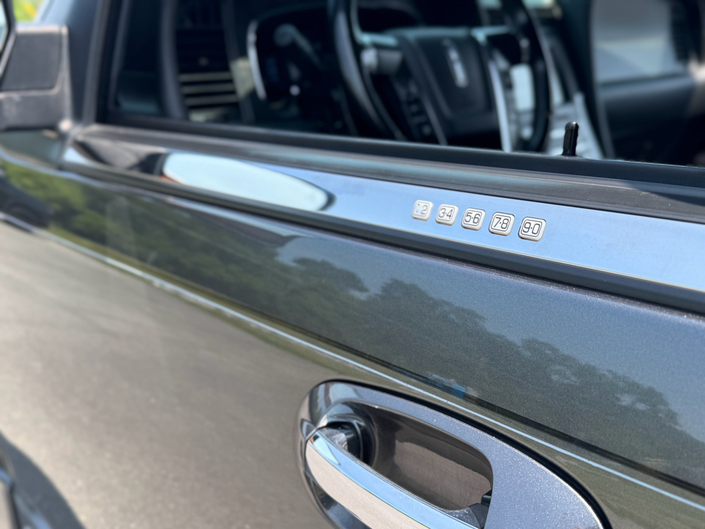 Used 2016 Lincoln Navigator SUV
