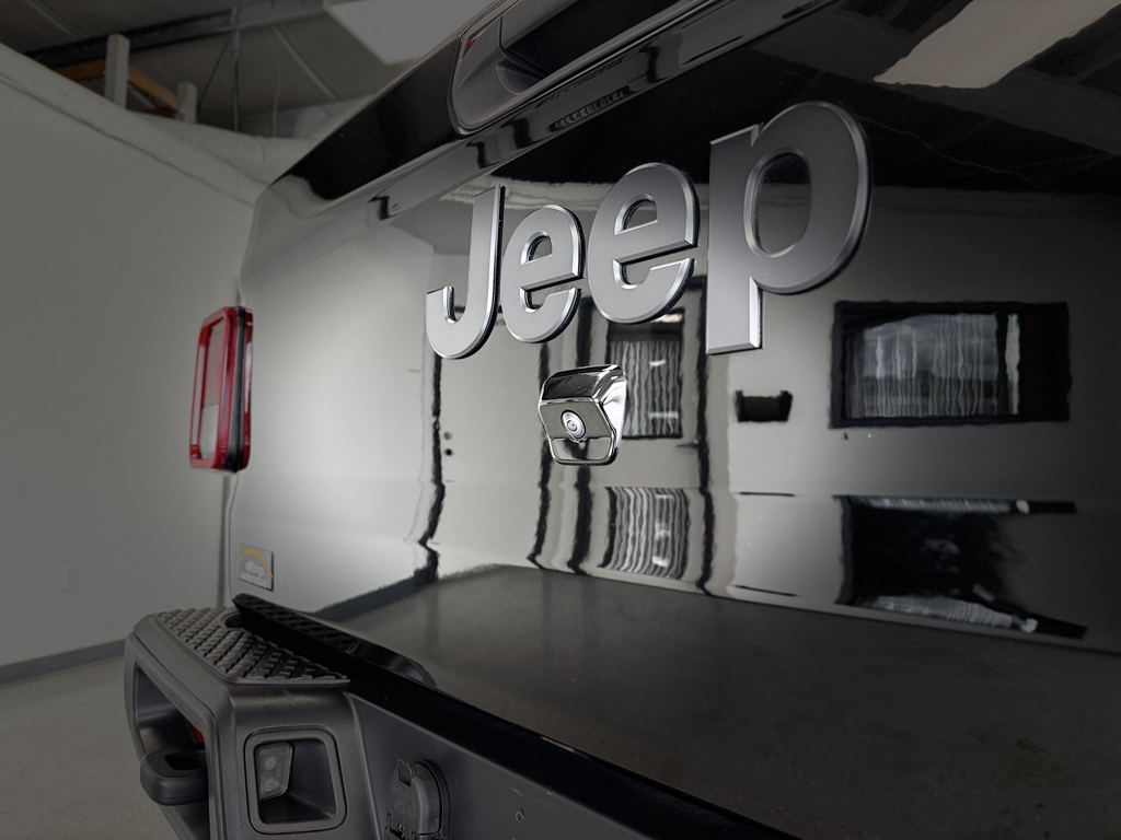 Used 2023 Jeep Gladiator Truck