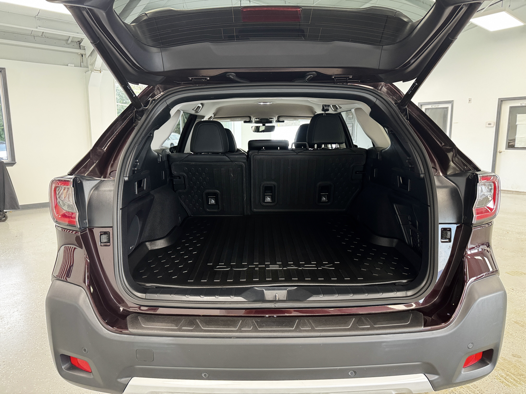 2023 Subaru Outback Limited - Photo 30