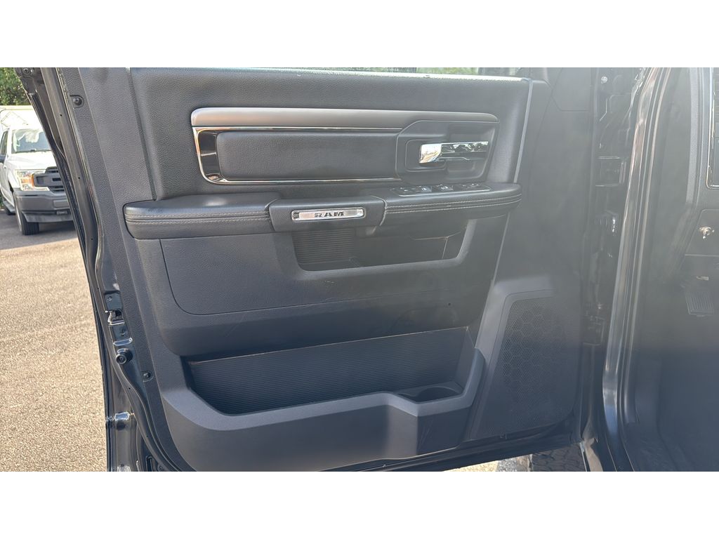 2016 Ram 1500 Sport - photo 8
