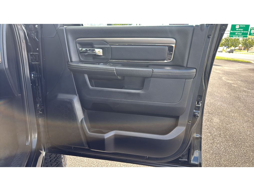 2016 Ram 1500 Sport - photo 14