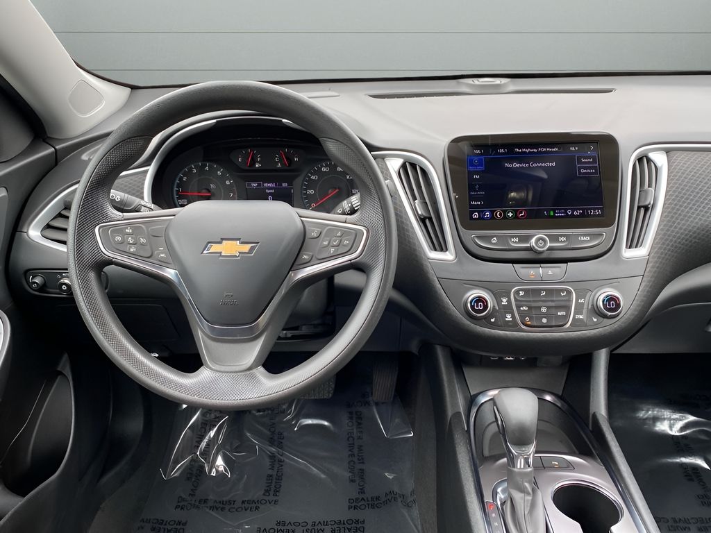 2024 Chevrolet Malibu 1LT photo 12