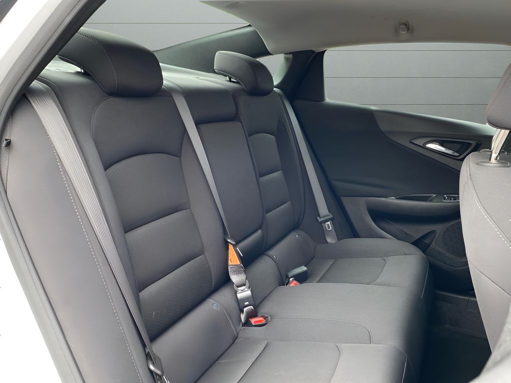 2024 Chevrolet Malibu 1LT photo 19