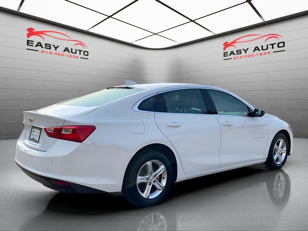 2024 Chevrolet Malibu 1LT photo 5