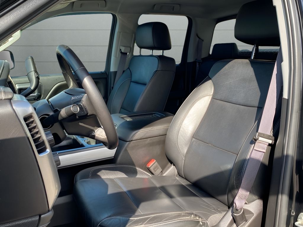 2016 Chevrolet Silverado 1500 LTZ photo 10