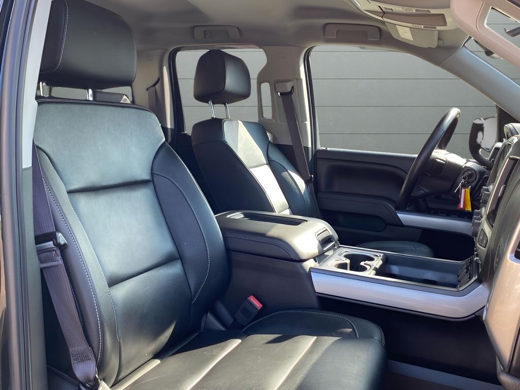 2016 Chevrolet Silverado 1500 LTZ photo 19