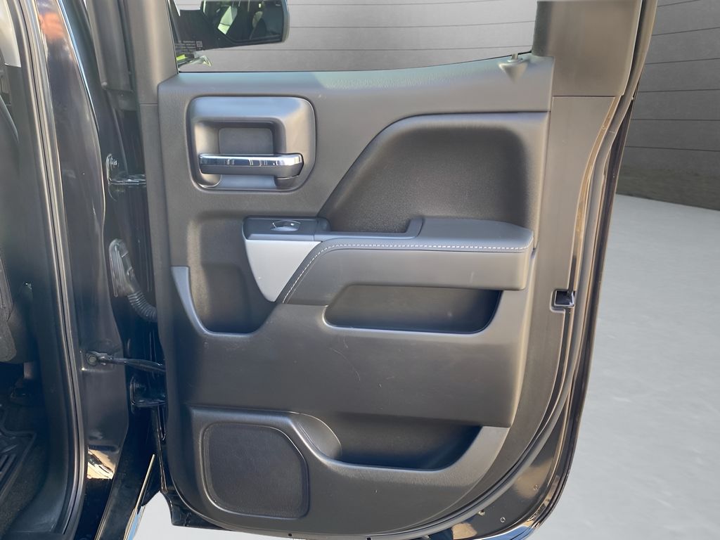 2016 Chevrolet Silverado 1500 LTZ photo 20