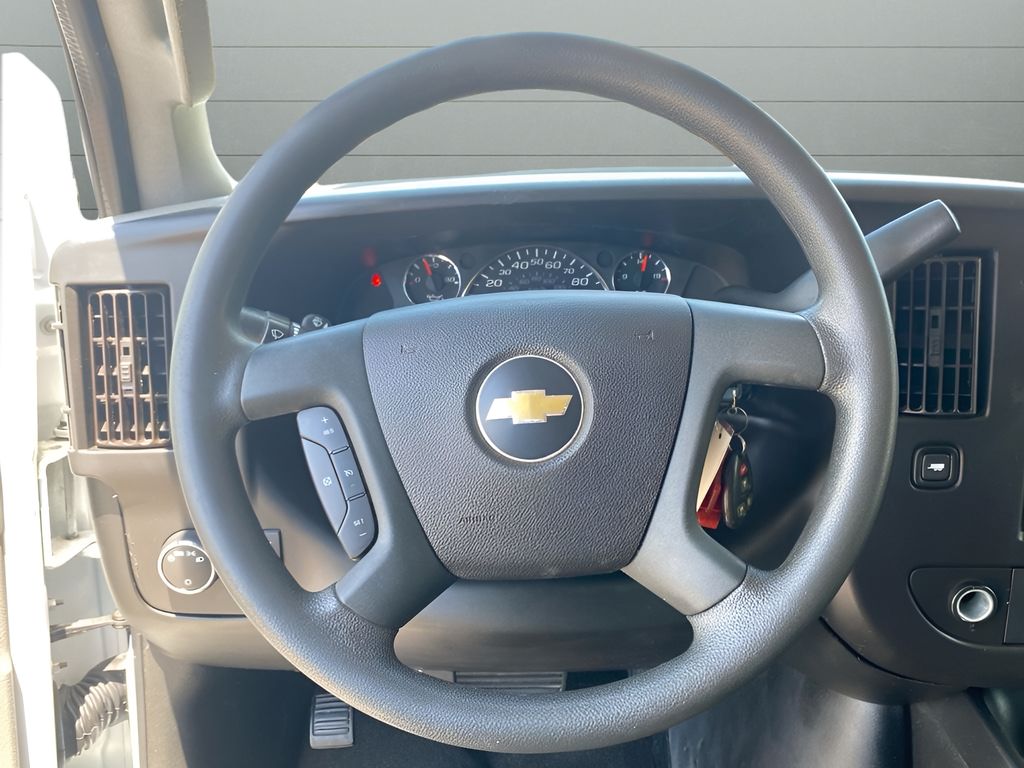 2019 Chevrolet Express 3500 LT - photo 12