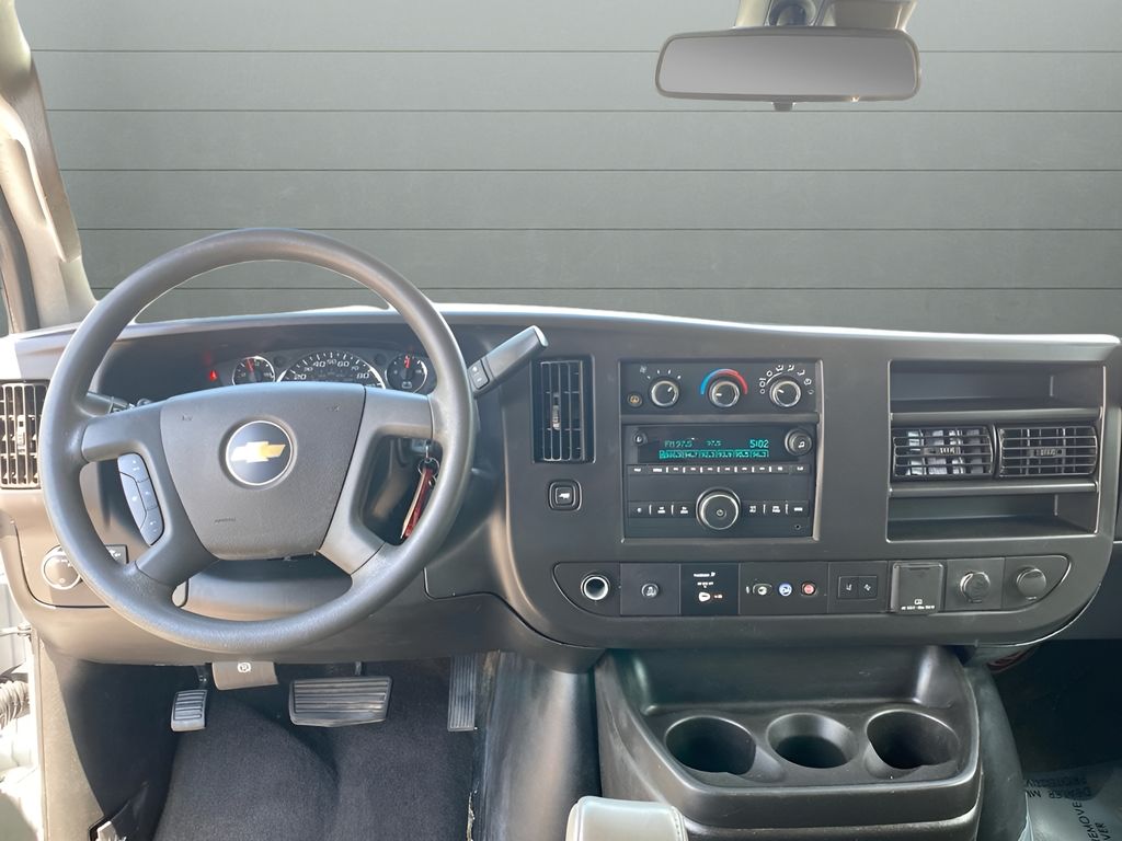 2019 Chevrolet Express 3500 LT - photo 11