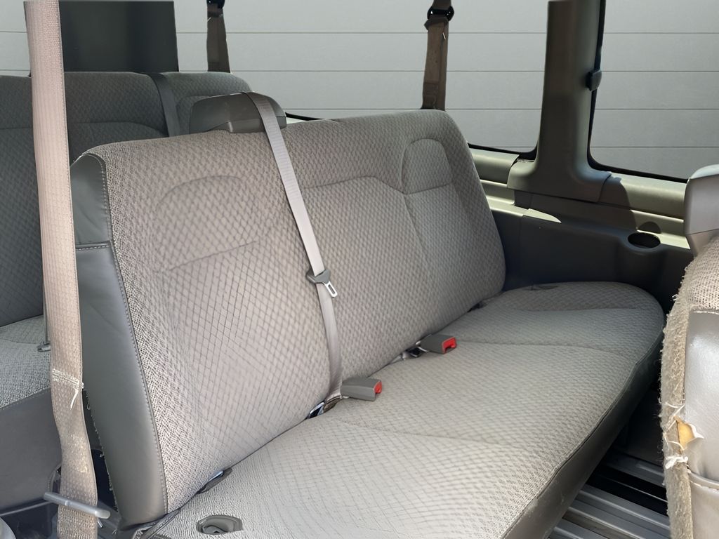 2019 Chevrolet Express 3500 LT - photo 19