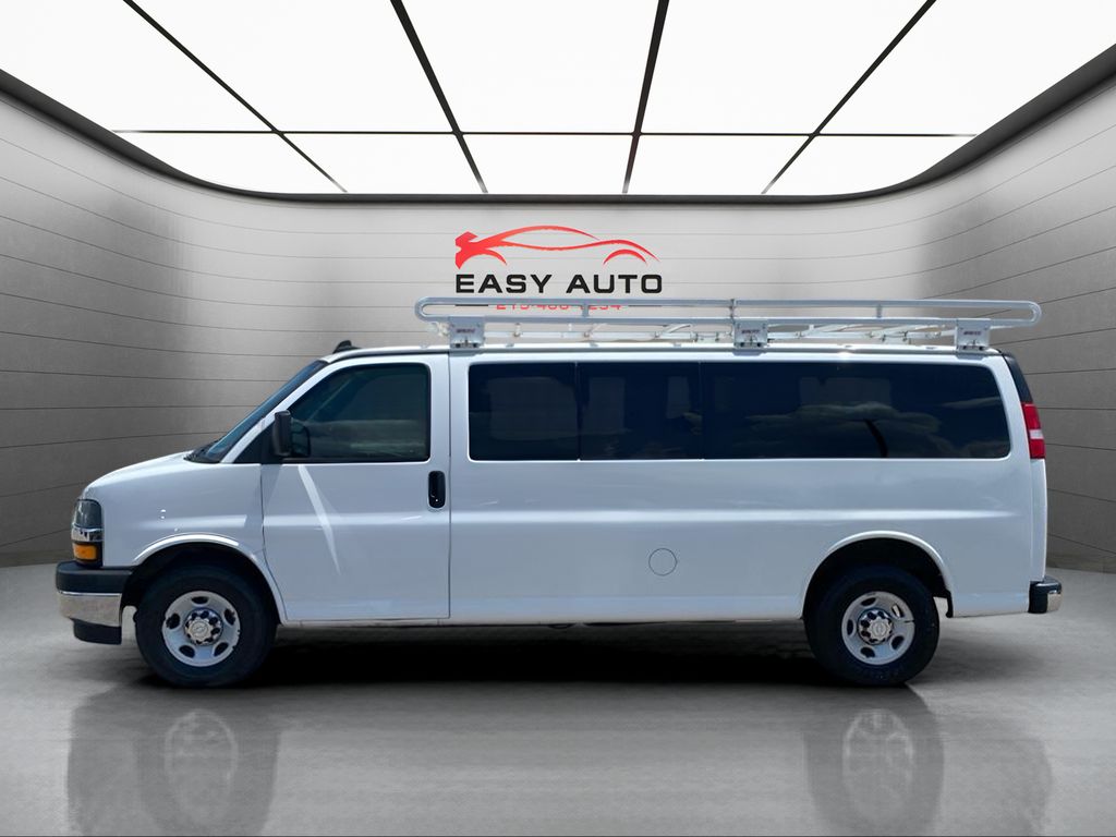2019 Chevrolet Express 3500 LT - photo 7