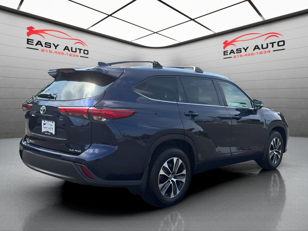 2020 Toyota Highlander XLE photo 11