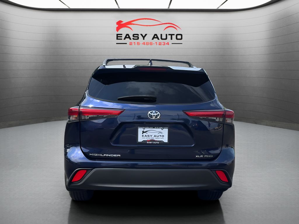 2020 Toyota Highlander XLE photo 10