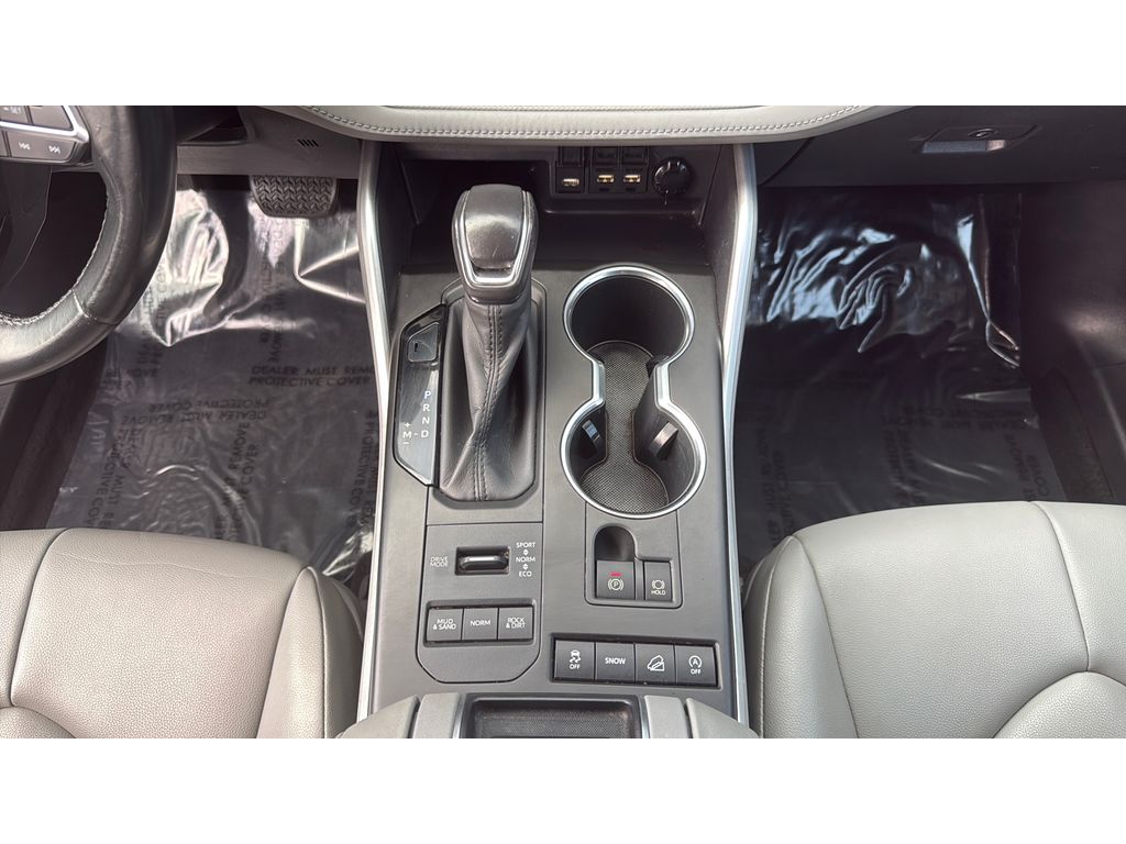 2020 Toyota Highlander XLE photo 18