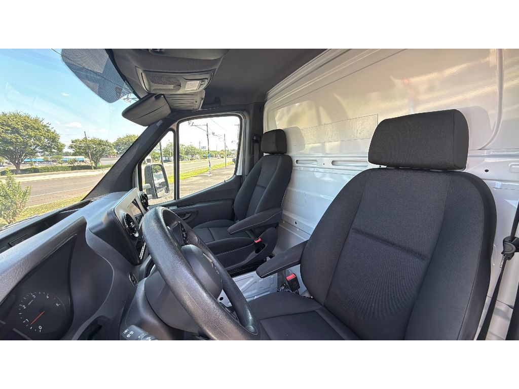 2019 Mercedes-Benz Sprinter 3500/4500 Base - photo 14