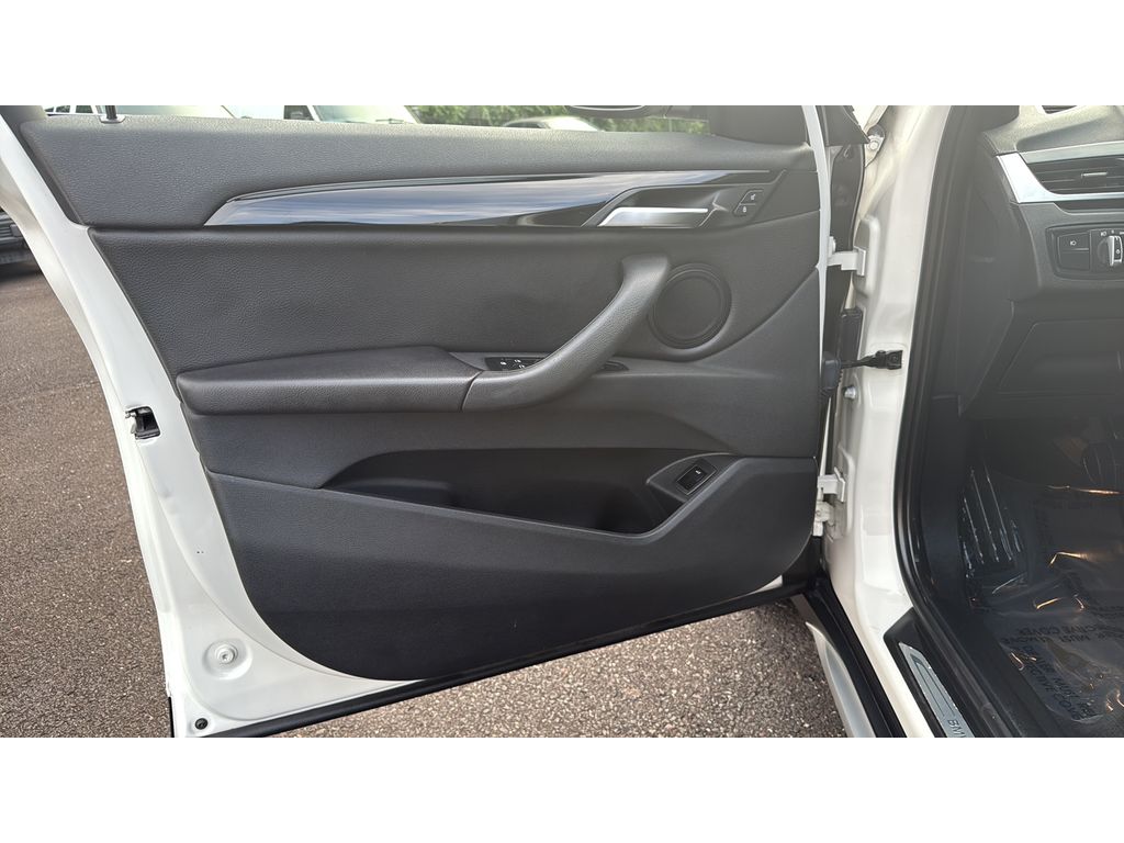 2018 BMW X1 xDrive28i - photo 8