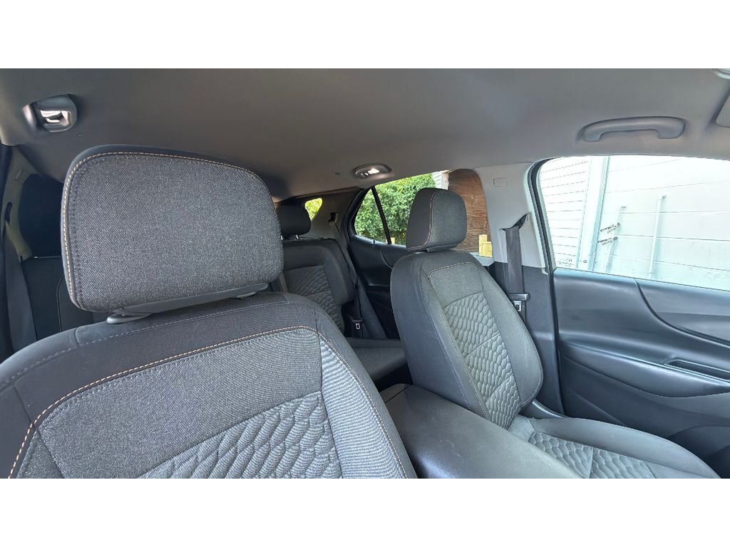 2018 Chevrolet Equinox LT - photo 23