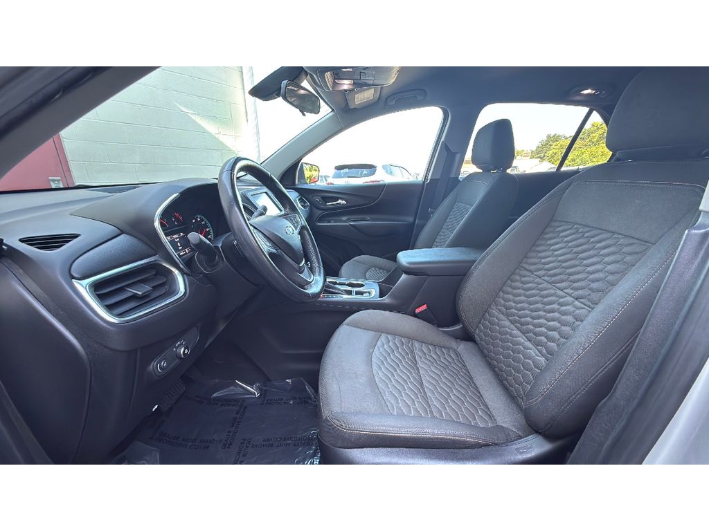 2018 Chevrolet Equinox LT - photo 11