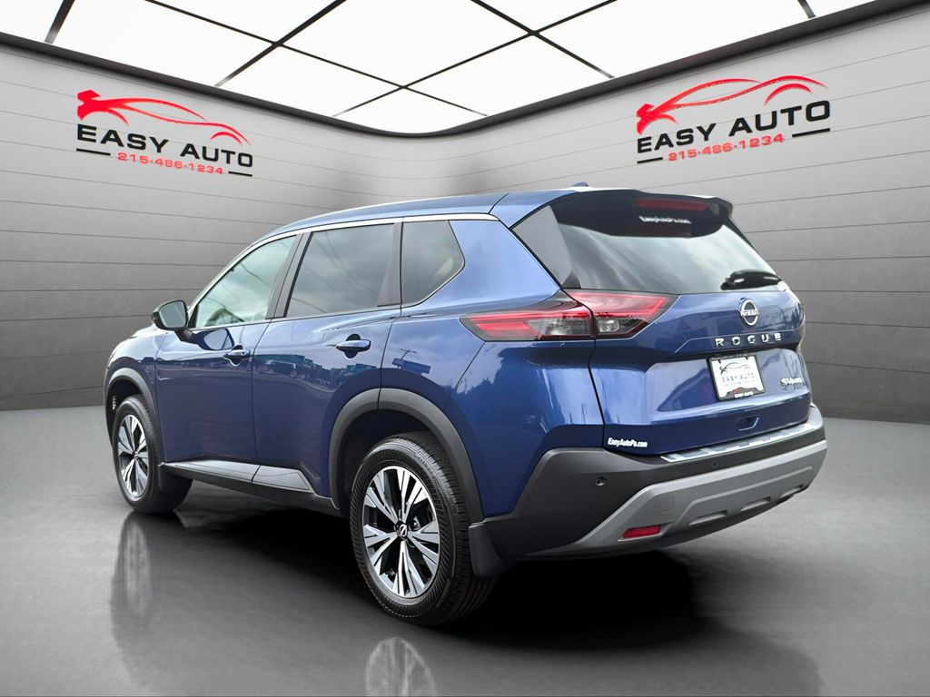 2022 Nissan Rogue SV - photo 2