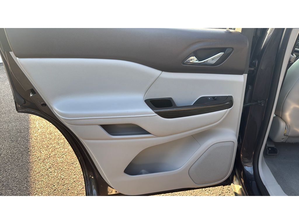 2017 GMC Acadia SLT - photo 13