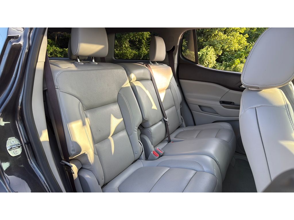 2017 GMC Acadia SLT - photo 15