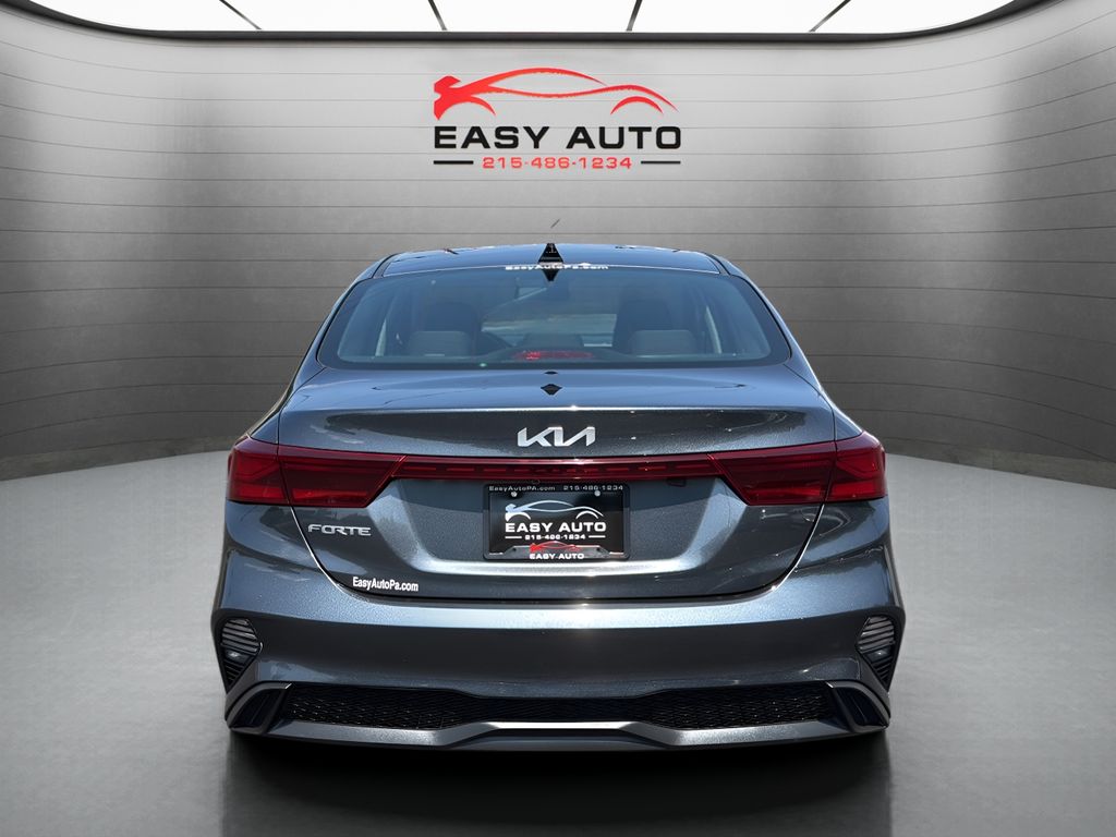 2023 Kia Forte LXS - photo 3