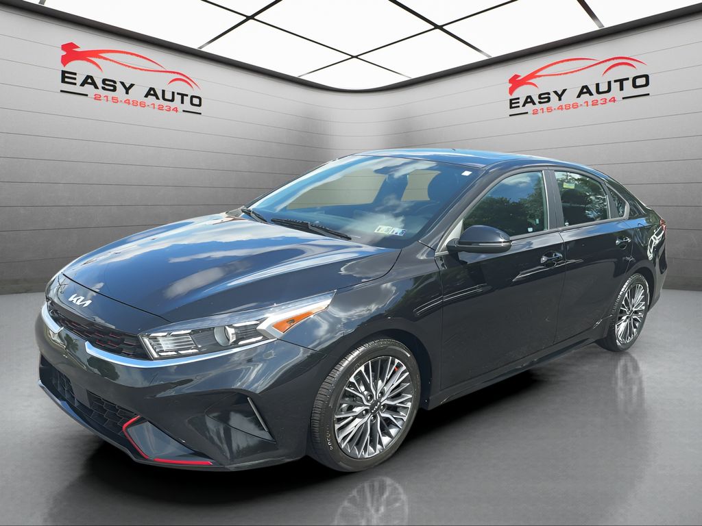 2022 Kia Forte GT-Line photo 23