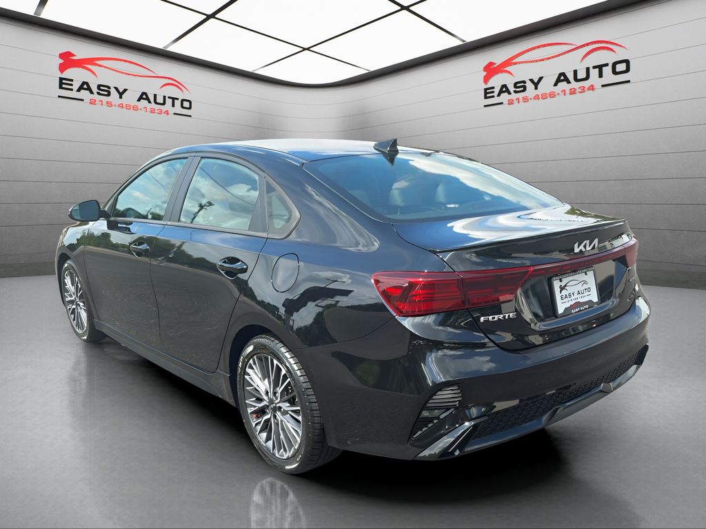 2022 Kia Forte GT-Line photo 25