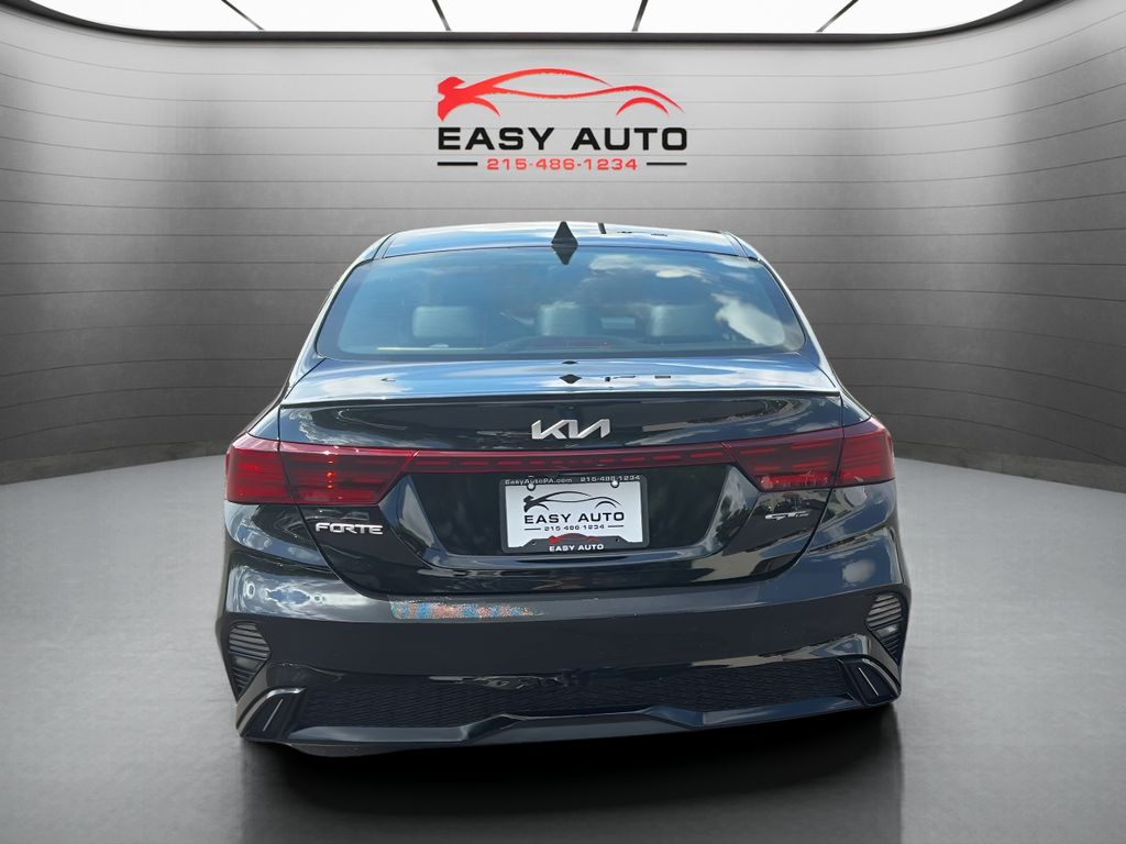 2022 Kia Forte GT-Line photo 26