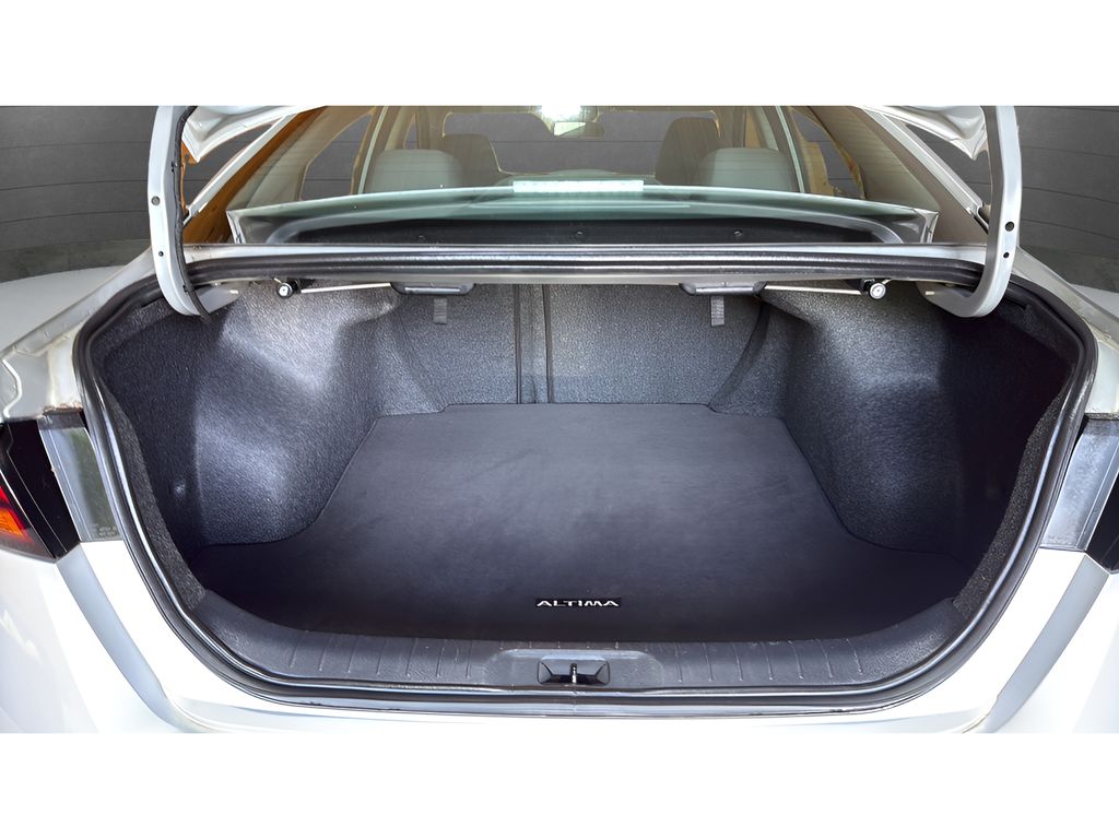 2023 Nissan Altima 2.5 SV - photo 9
