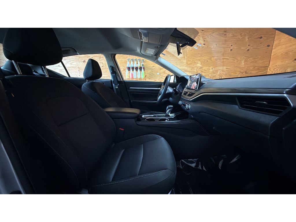 2023 Nissan Altima 2.5 SV - photo 14