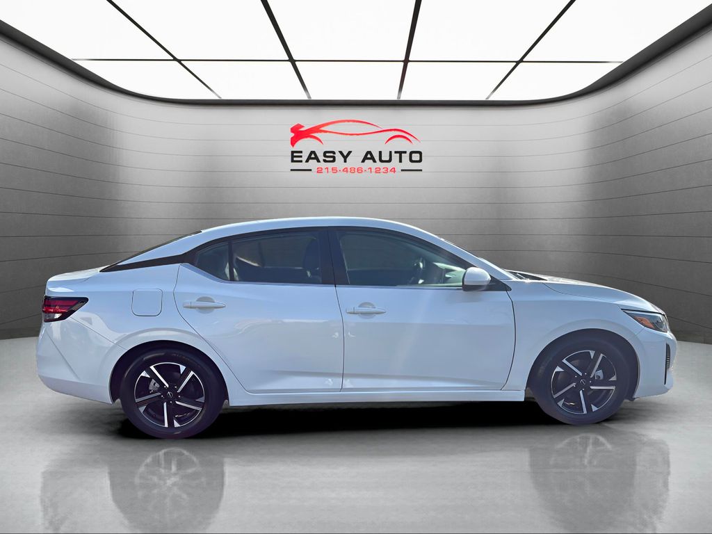 2024 Nissan Sentra SV photo 4