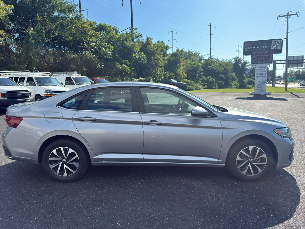 2024 Volkswagen Jetta S photo 2