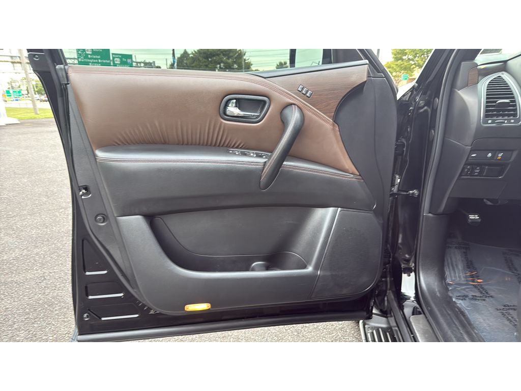 2018 Nissan Armada Platinum - photo 8