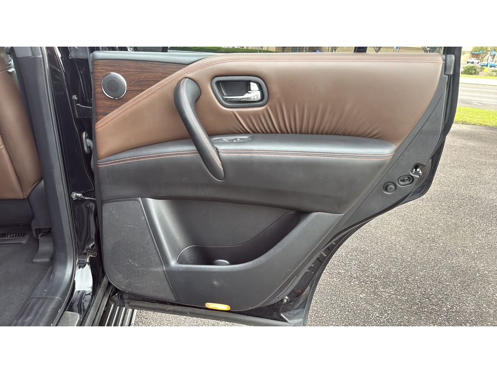 2018 Nissan Armada Platinum - photo 17