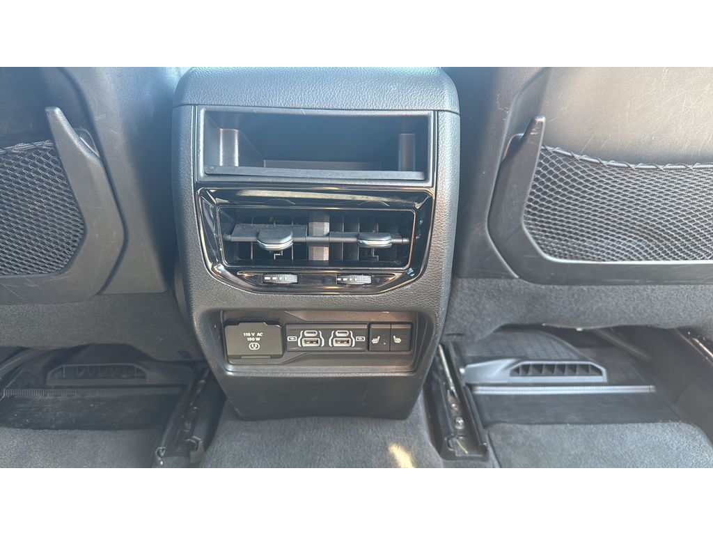 2023 Jeep Grand Cherokee Limited - photo 20